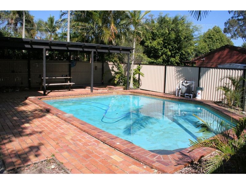 61 LOBELIA AVENUE, Daisy Hill QLD 4127