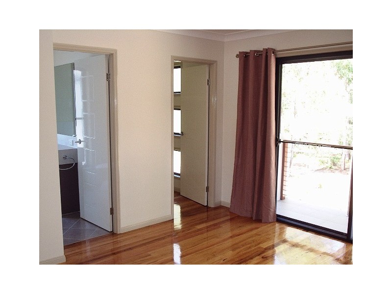 11 CYAN PLACE, Redland Bay QLD 4165