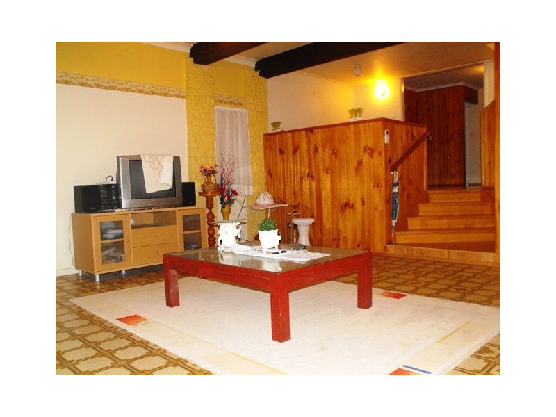 18 Valantine Road, Birkdale QLD 4159