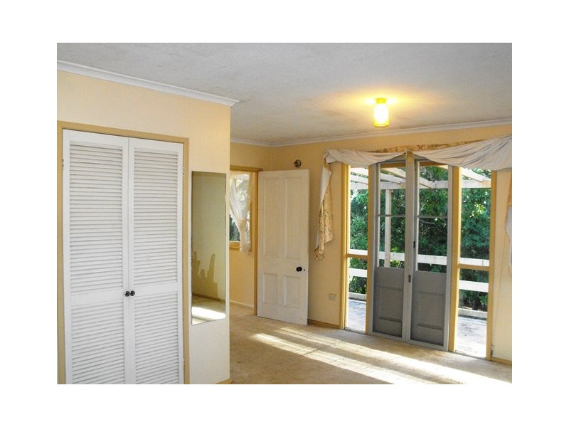 18 Valantine Road, Birkdale QLD 4159