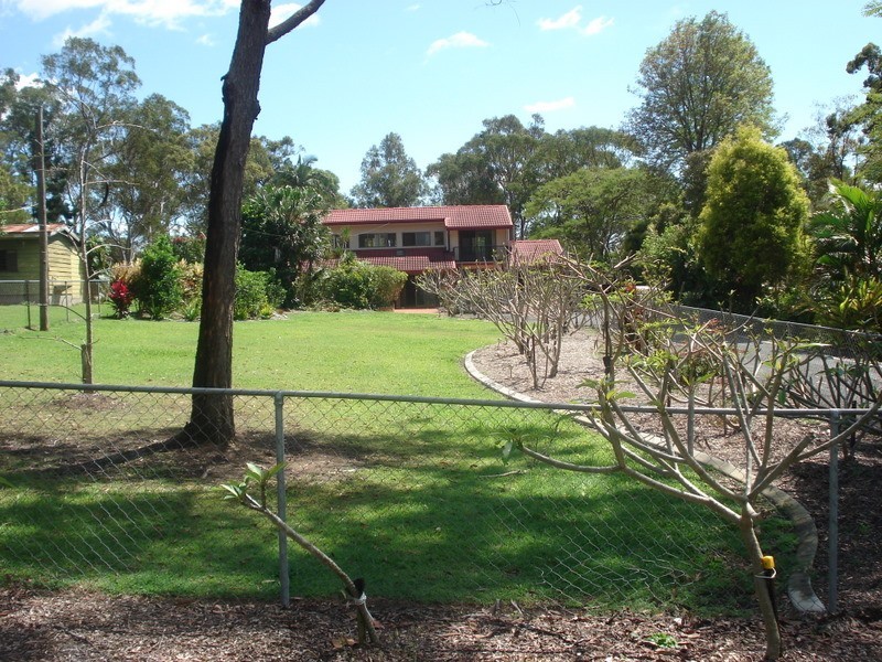 13 Beenwerrin Crescent, Capalaba QLD 4157