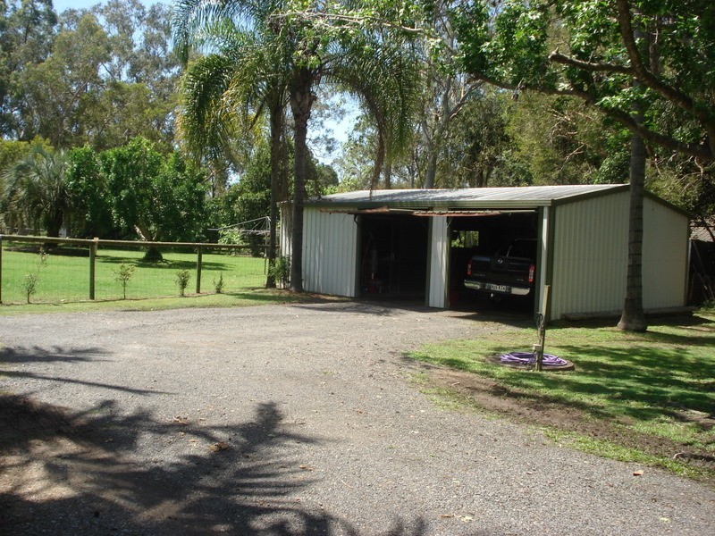 954 New Cleveland Rd, Gumdale QLD 4154