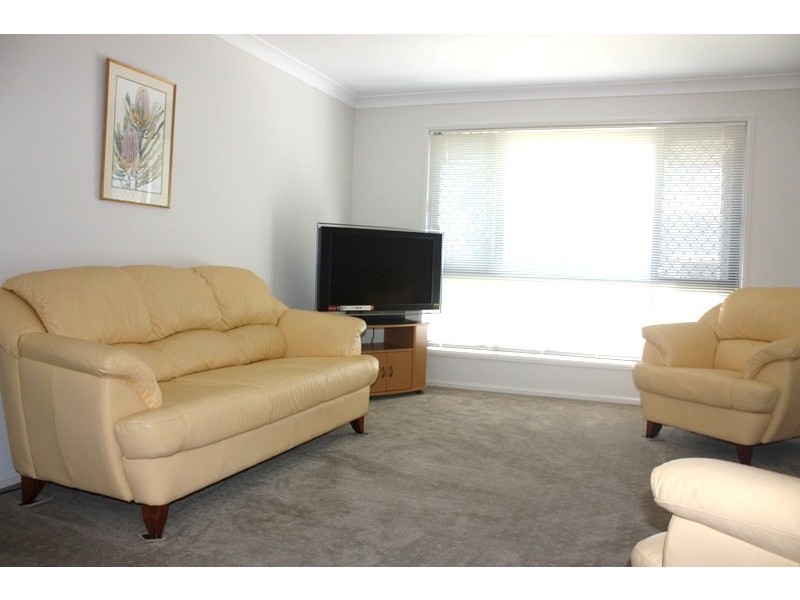 26 Sapium Rd, Redland Bay QLD 4165