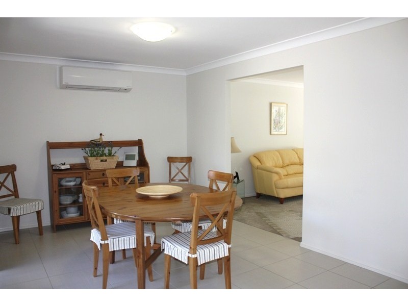 26 Sapium Rd, Redland Bay QLD 4165