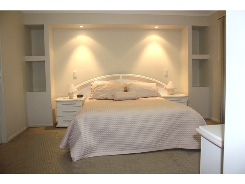 26 Sapium Rd, Redland Bay QLD 4165