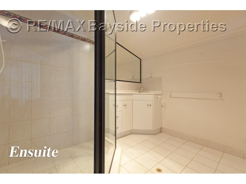 22 Carinyan Drive, Birkdale QLD 4159