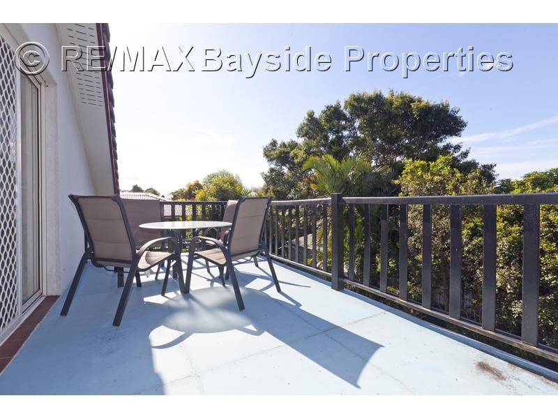 22 Carinyan Drive, Birkdale QLD 4159