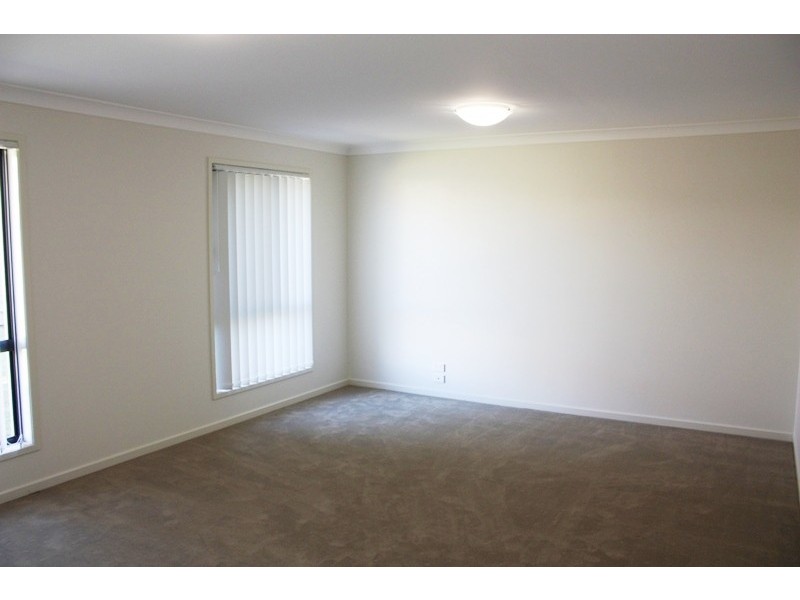 8 Cordia Close, Redland Bay QLD 4165