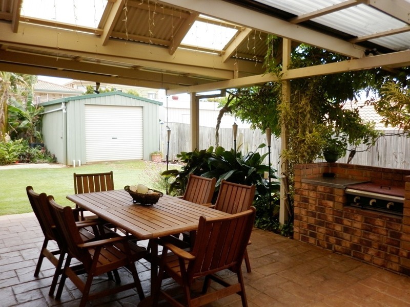 10 Montgomery Drive, Wellington Point QLD 4160