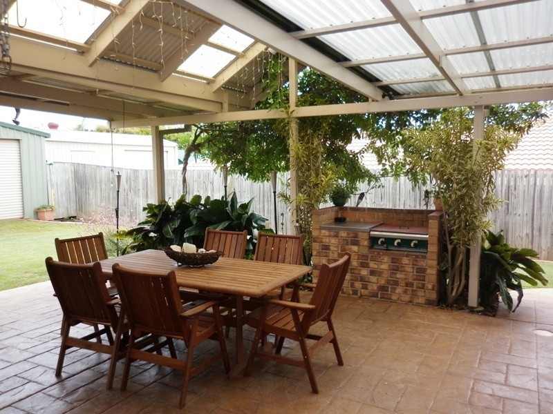 10 Montgomery Drive, Wellington Point QLD 4160