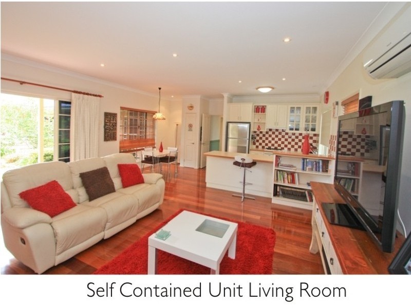 75 Bunker Rd, Victoria Point QLD 4165