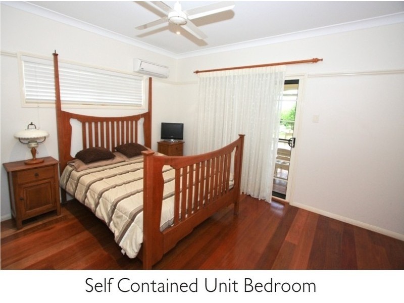 75 Bunker Rd, Victoria Point QLD 4165