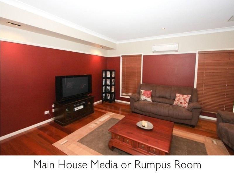 75 Bunker Rd, Victoria Point QLD 4165