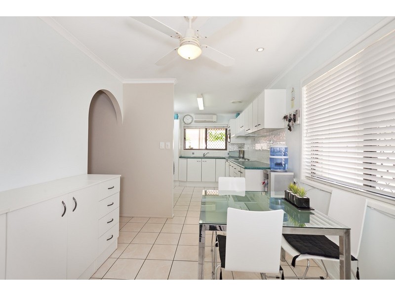 42 Newhaven St, Alexandra Hills QLD 4161