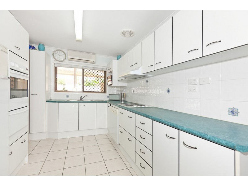 42 Newhaven St, Alexandra Hills QLD 4161