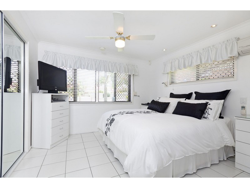 42 Newhaven St, Alexandra Hills QLD 4161