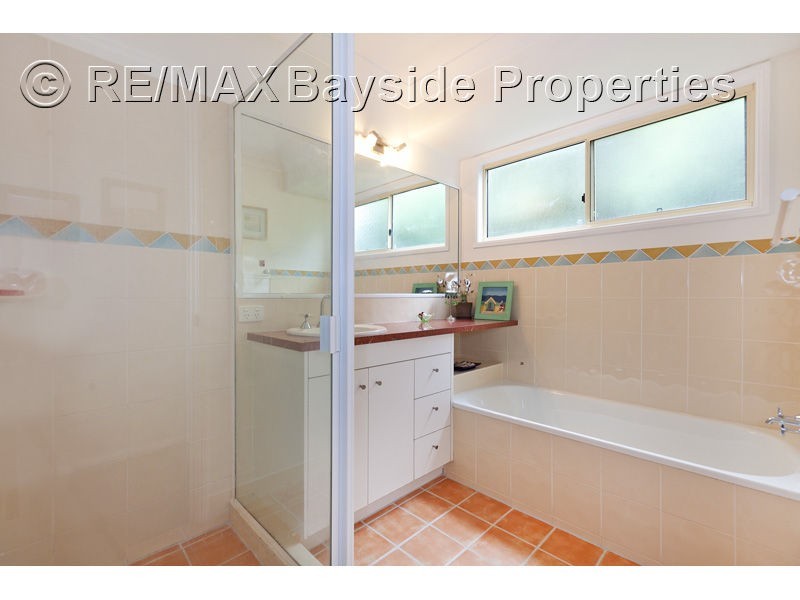 21 FERNBOURNE ROAD, Wellington Point QLD 4160