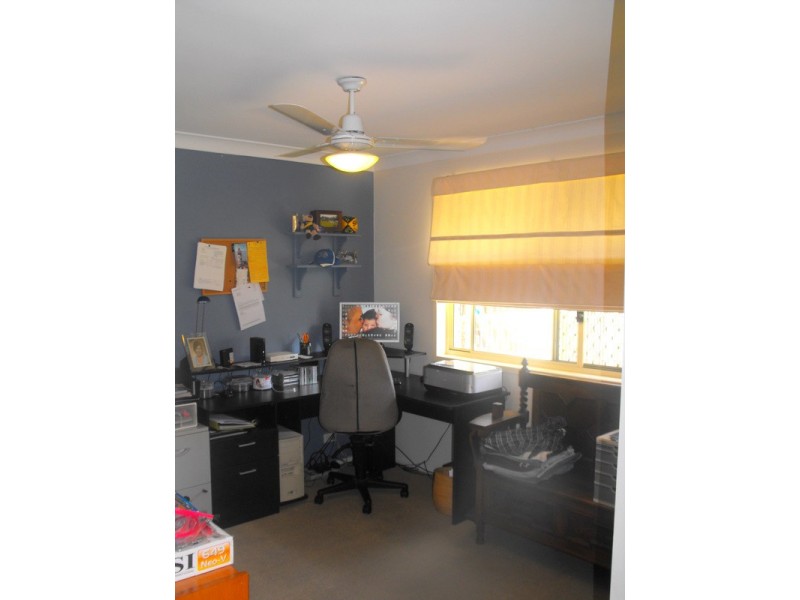 3 Sailfish Avenue, Birkdale QLD 4159