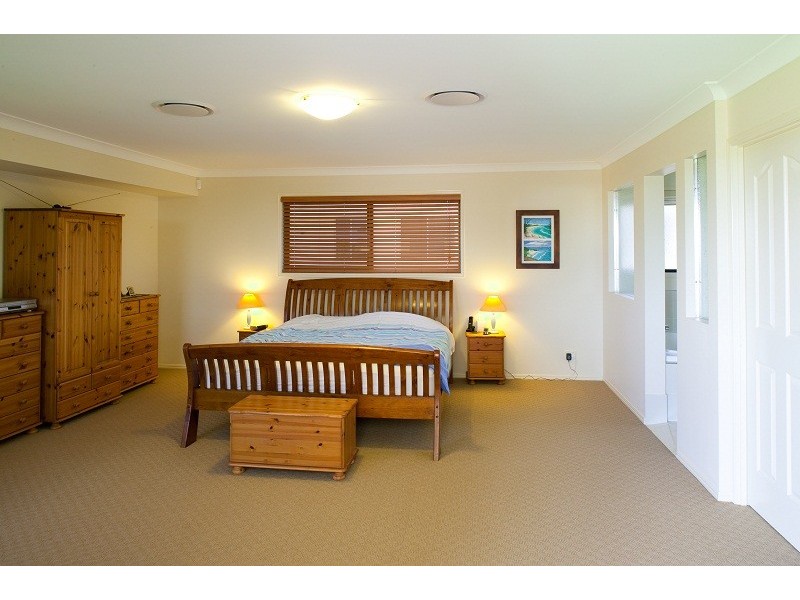 18 Seaspray, Thornlands QLD 4164