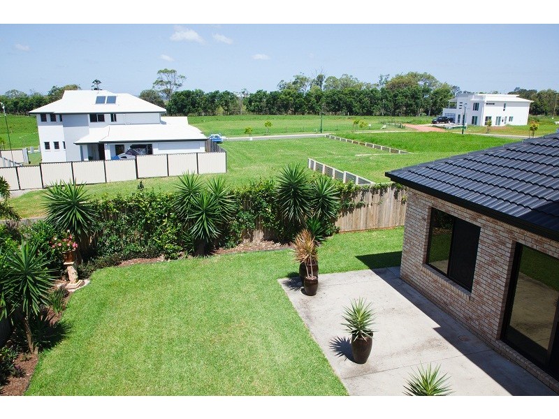 18 Seaspray, Thornlands QLD 4164