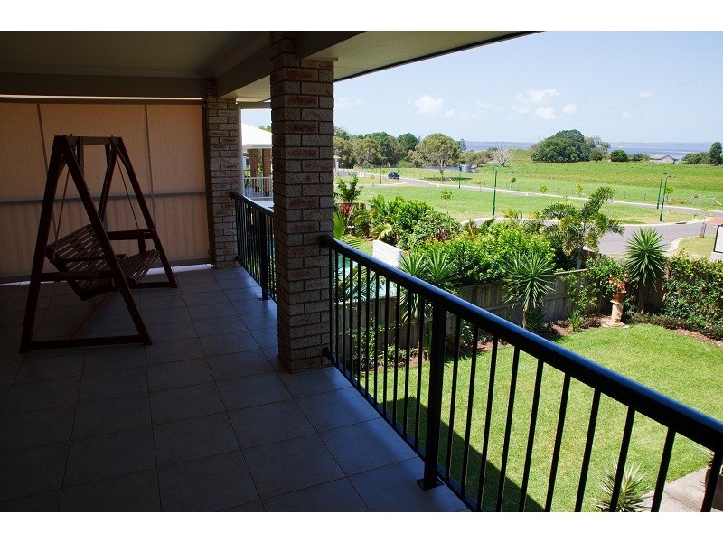 18 Seaspray, Thornlands QLD 4164