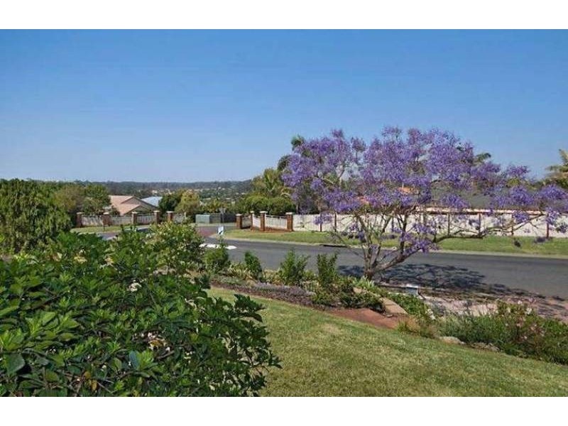 10 Montgomery Drive, Wellington Point QLD 4160