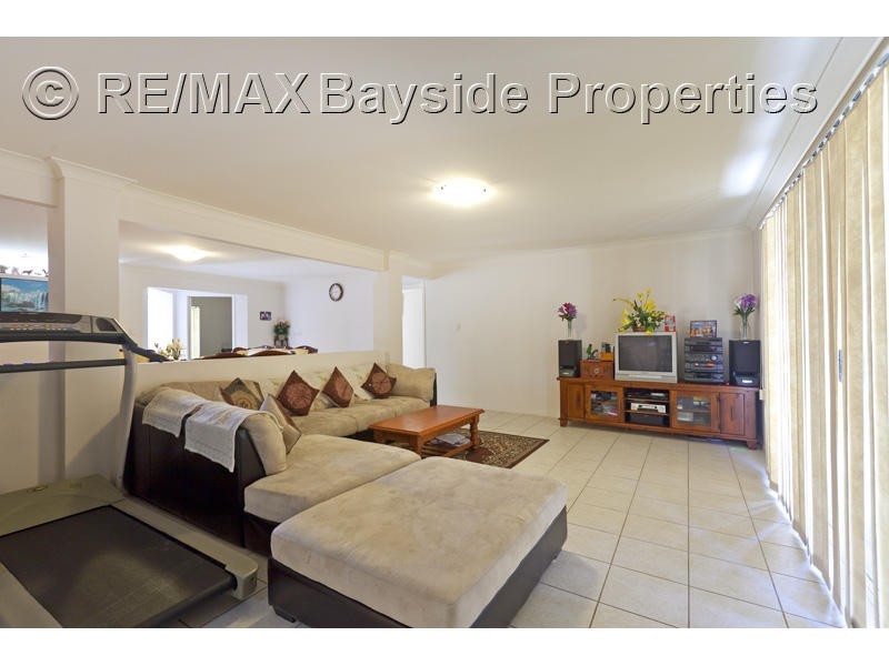 22 Carinyan Drive, Birkdale QLD 4159