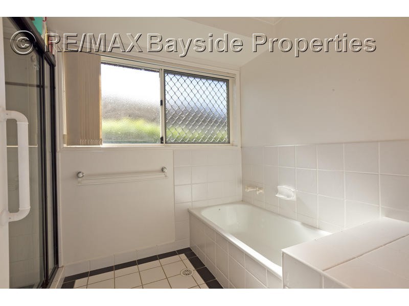 22 Carinyan Drive, Birkdale QLD 4159