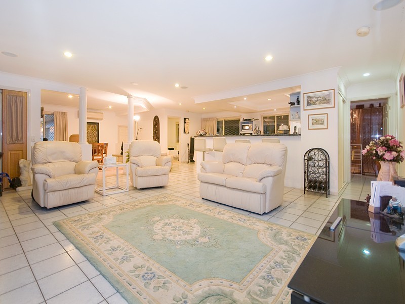 10 Archer Place, Wellington Point QLD 4160
