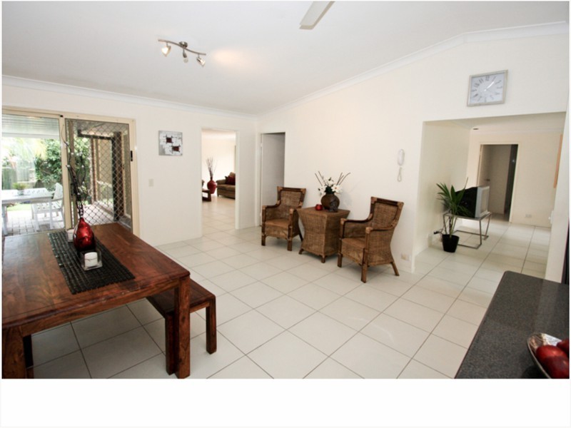 40 Burwood Rd, Alexandra Hills QLD 4161