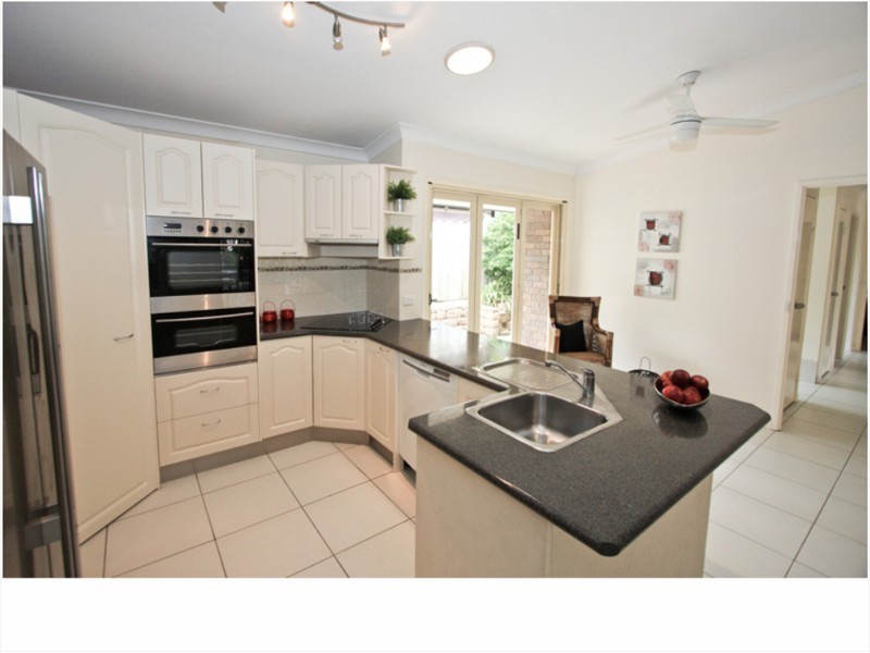 40 Burwood Rd, Alexandra Hills QLD 4161