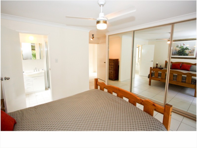 40 Burwood Rd, Alexandra Hills QLD 4161