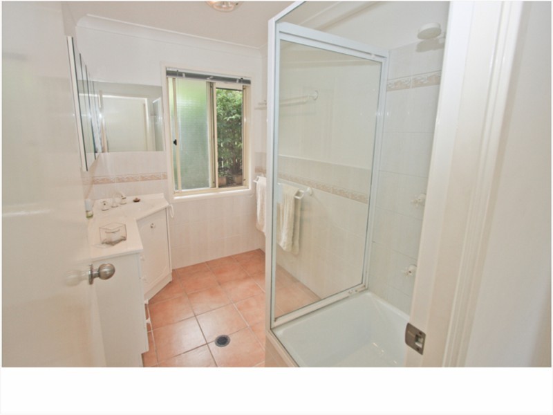 40 Burwood Rd, Alexandra Hills QLD 4161