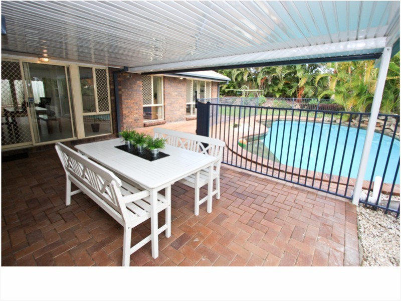 40 Burwood Rd, Alexandra Hills QLD 4161