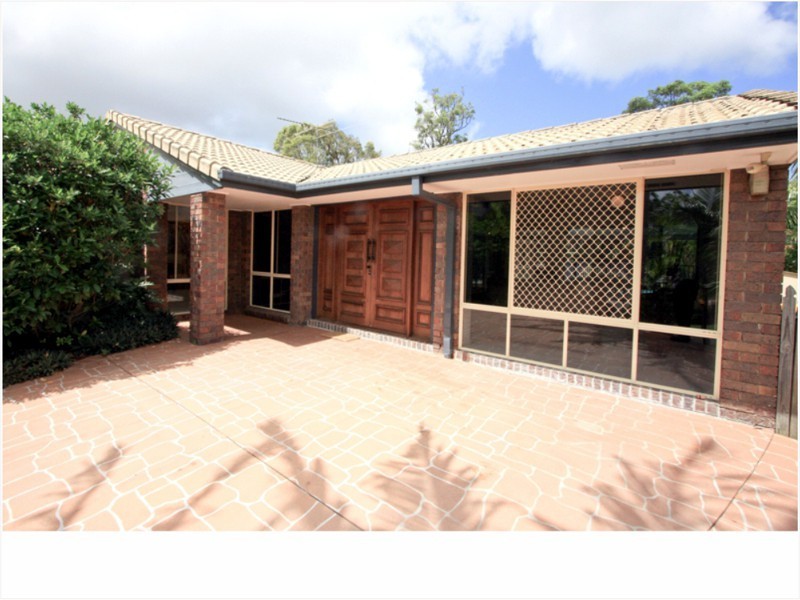 40 Burwood Rd, Alexandra Hills QLD 4161