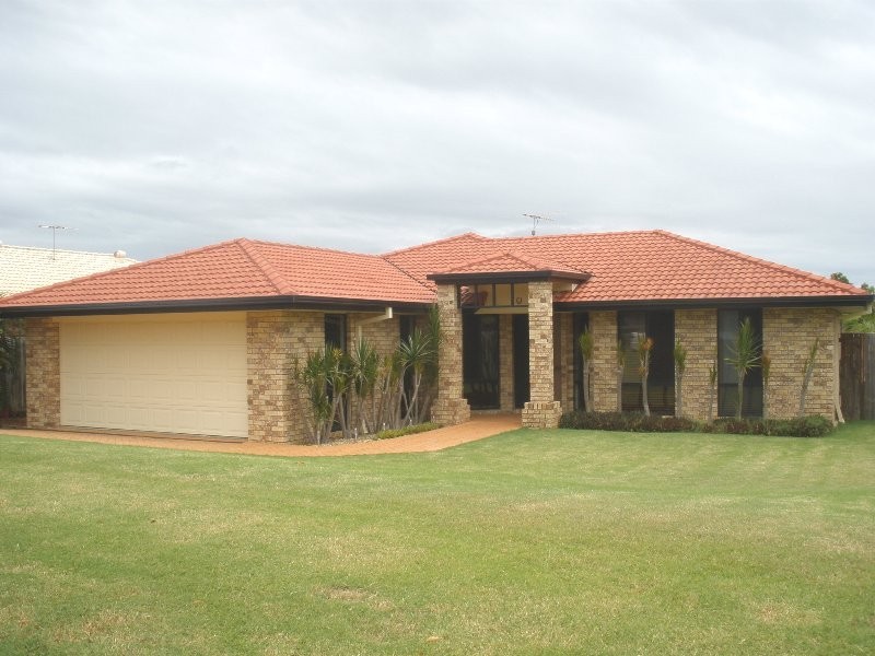 10 Hawkins place, Thornlands QLD 4164