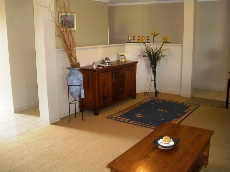 10 Hawkins place, Thornlands QLD 4164