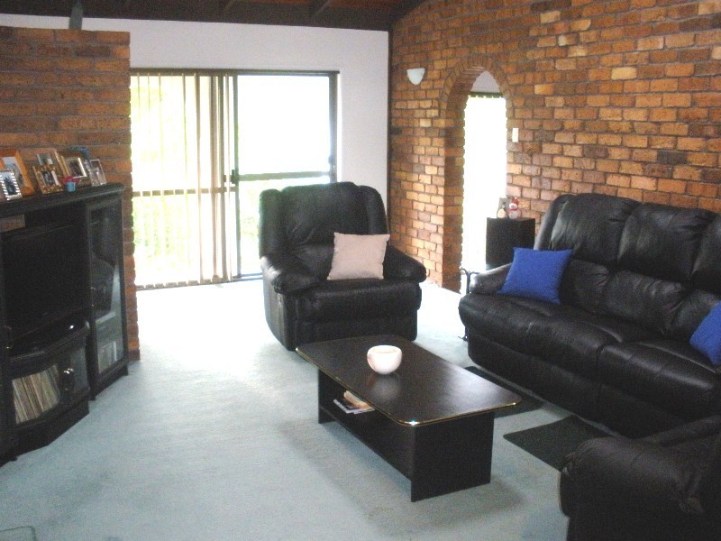 4 Kingston Ave, Alexandra Hills QLD 4161