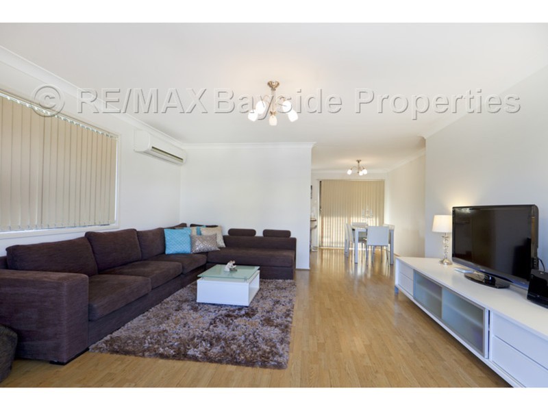 8 Price Avenue, Birkdale QLD 4159