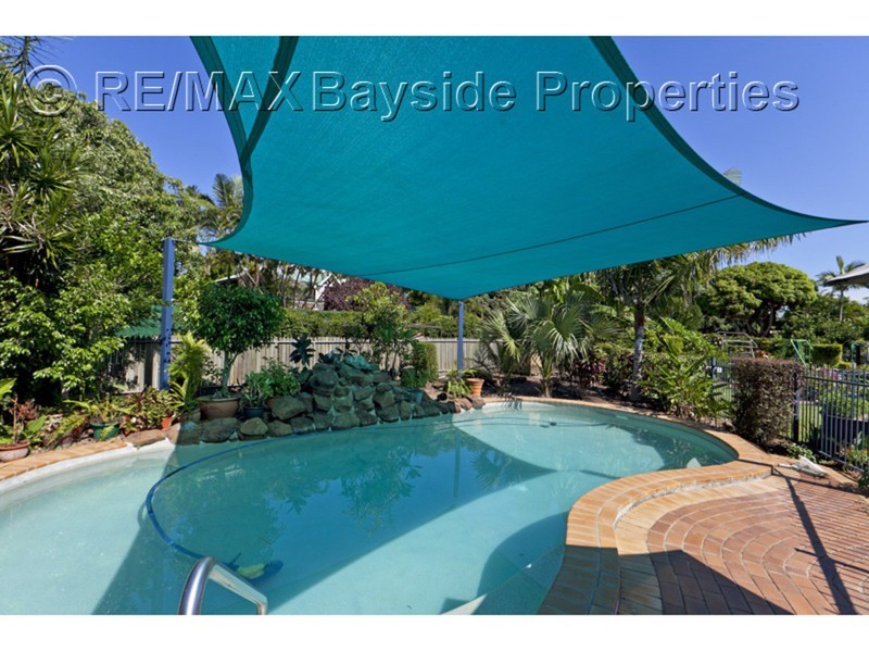 15 Jennifer Street, Birkdale QLD 4159