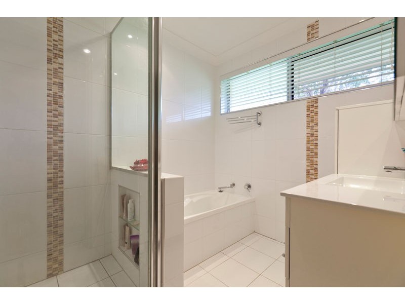 26 Larbonya Crescent, Capalaba QLD 4157