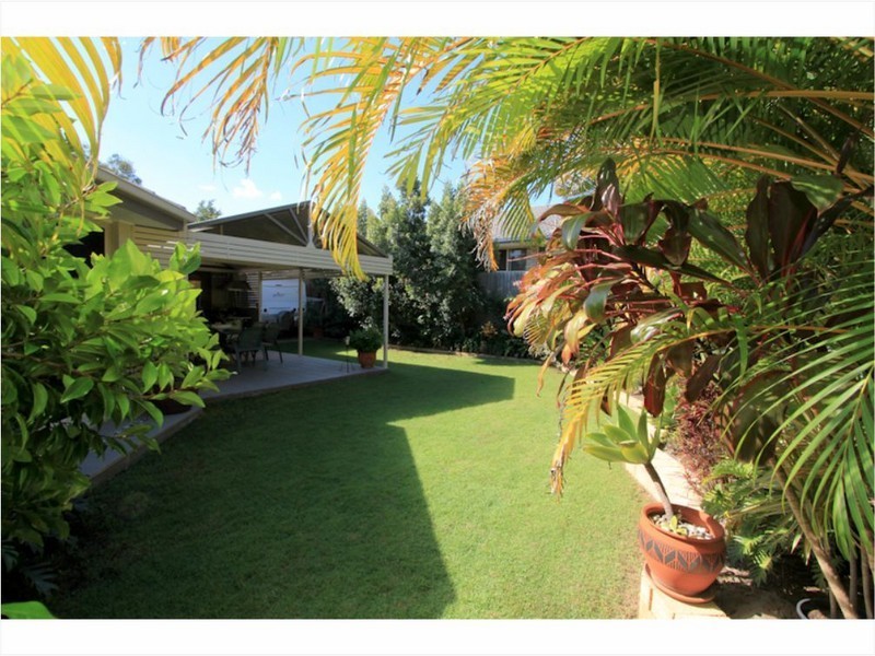 4 Elaine Place, Birkdale QLD 4159