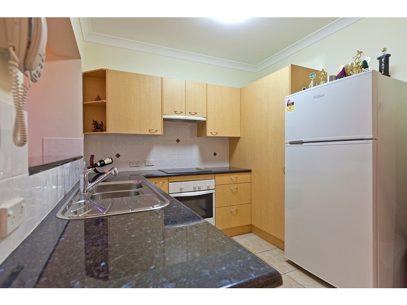 5 Price Avenue, Birkdale QLD 4159