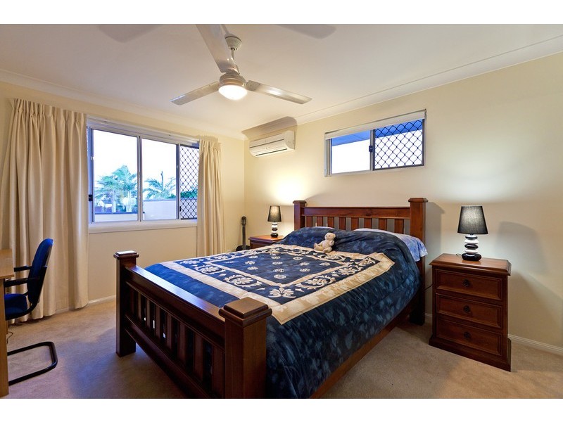 5 Price Avenue, Birkdale QLD 4159