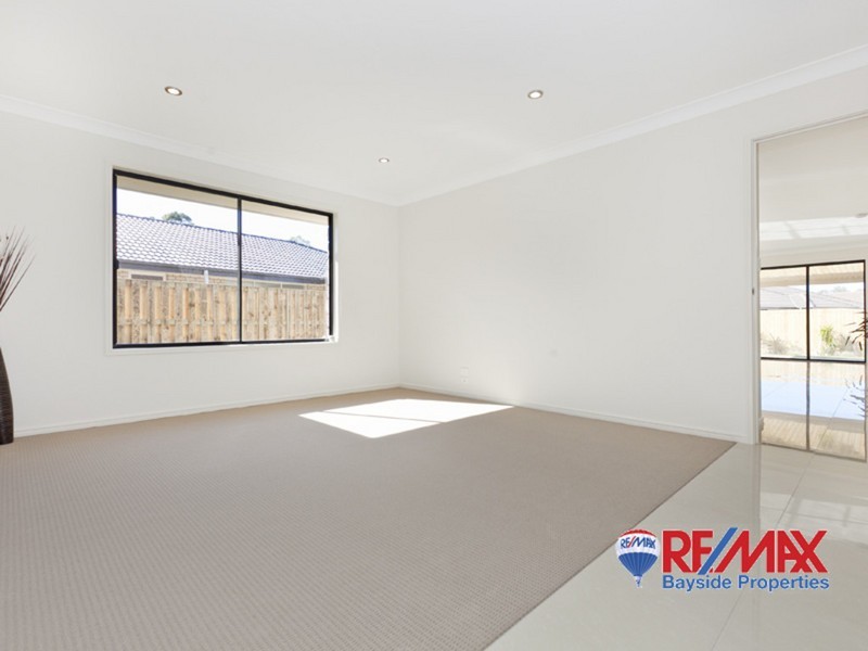 7 Wallaman Cl, Waterford QLD 4133