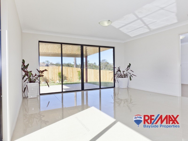 7 Wallaman Cl, Waterford QLD 4133