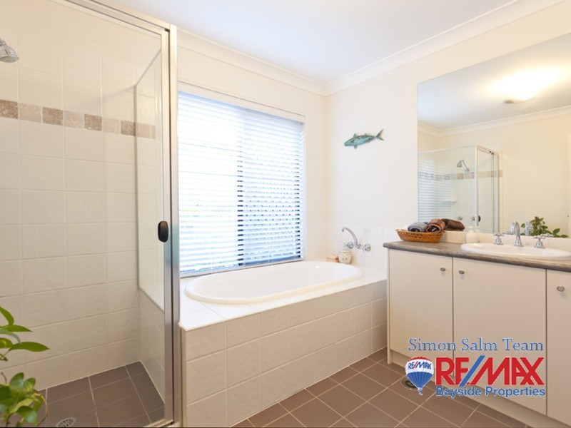 16 Conley Ave, Thornlands QLD 4164