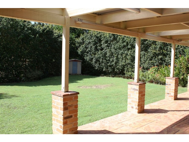 2 Peppercorn Cr, Victoria Point QLD 4165
