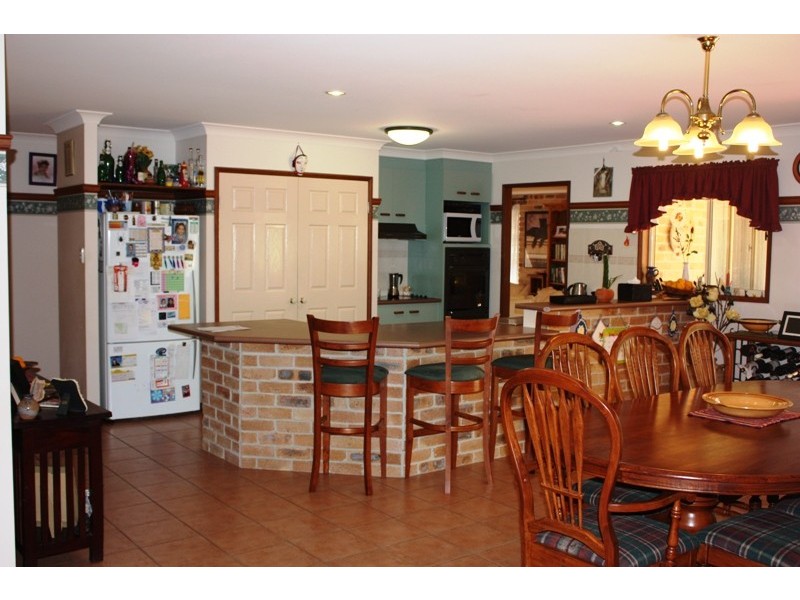 2 Peppercorn Cr, Victoria Point QLD 4165