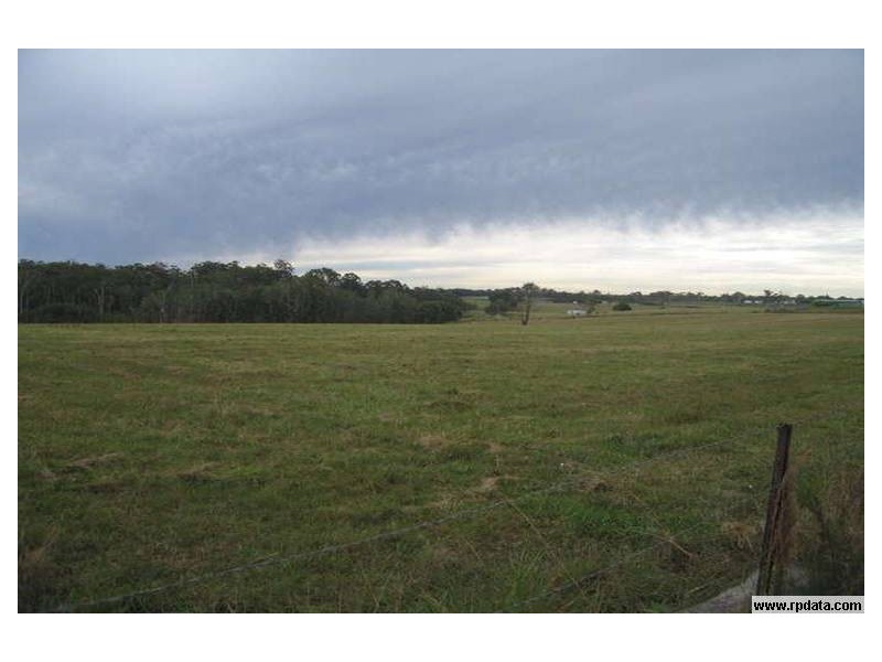 101 Orchard Road, Redland Bay QLD 4165